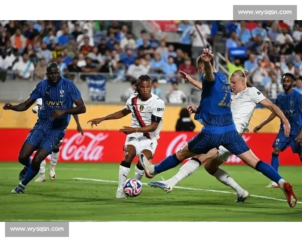 聚焦FIFA赛事：全球足球精英争锋，探索技术与战术的新变革